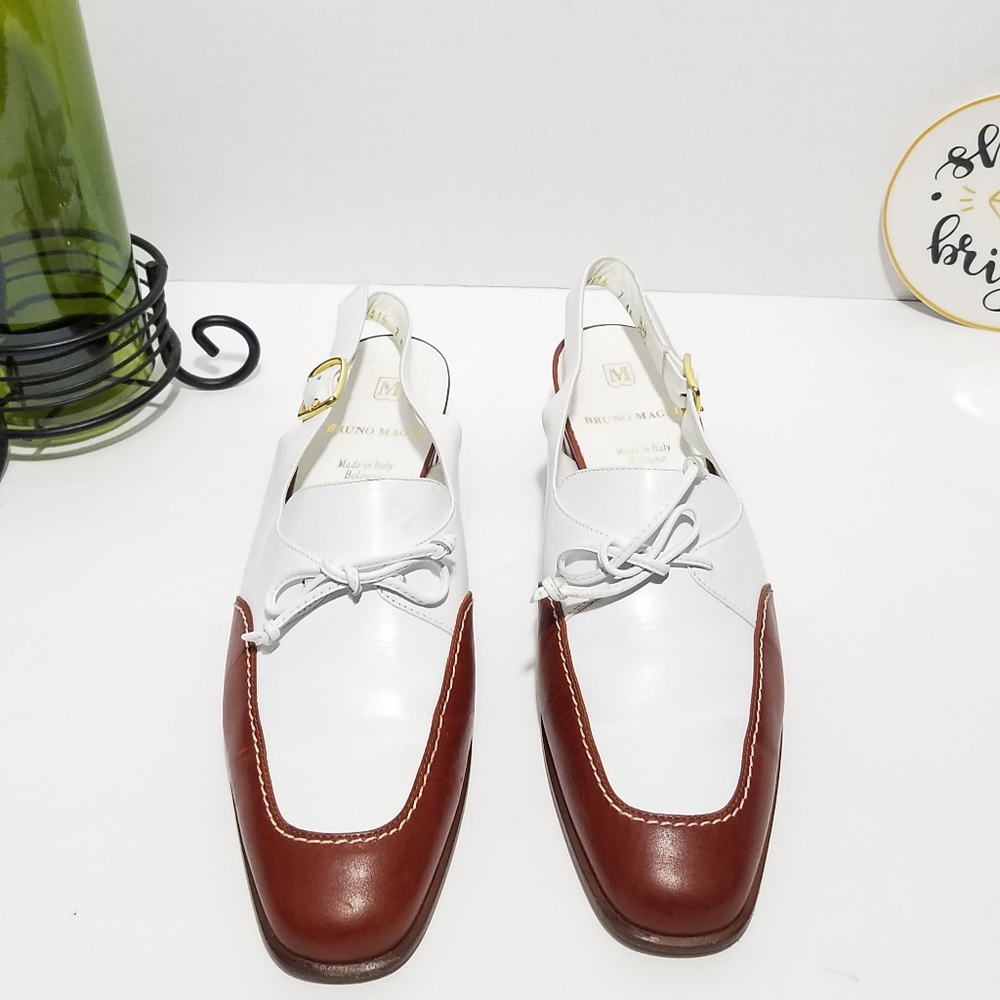 Bruno Magli  ladies oxford style shoe